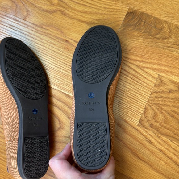 Rothy's Fawn Loafers. Excellent Condition Size 8.5 - Picture 3 of 5